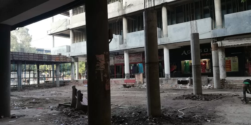 Chhuttani Medical Centre - Photo 7
