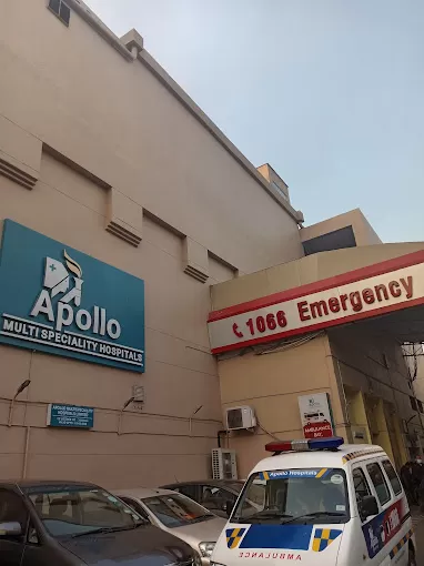 Best Pulmonologist - Dr. Suresh | Apollo Hospitals | Kolkata - Photo 6
