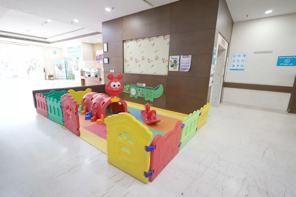 Apollo Cradle Maternity & Children's Hospital - Best Child and Maternity Hospital | Moti Nagar, New Delhi - Photo 1