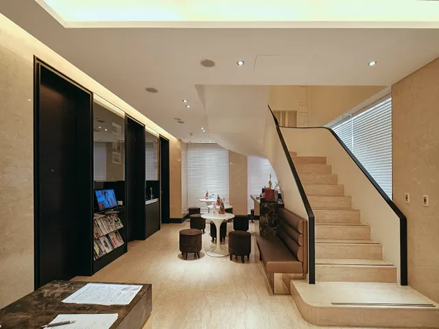 米蘭時尚診所 台北館 - Photo 1