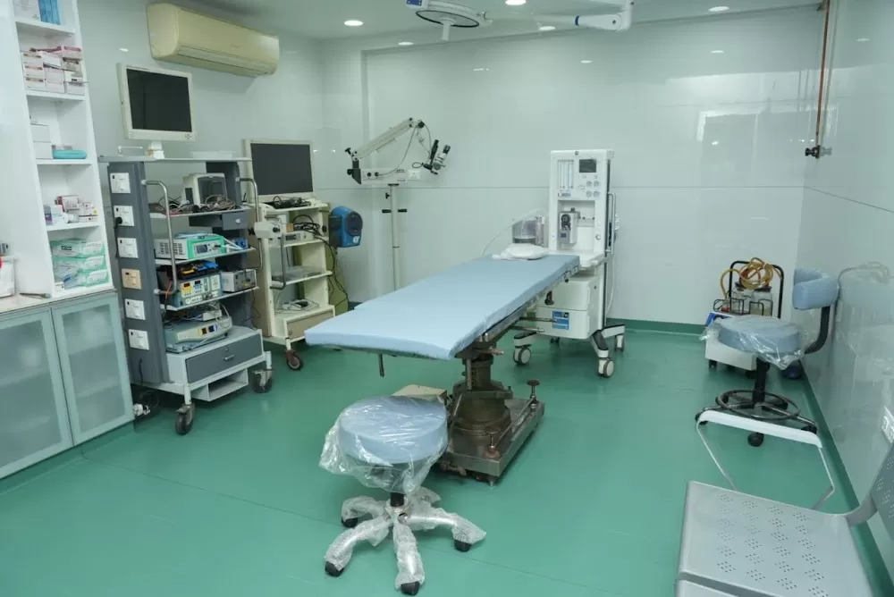 DEV ENT HOSPITAL - Photo 6
