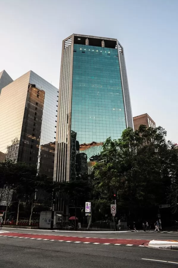 Dr. Maurício Diniz | Dermatologista na Av Paulista - Photo 2