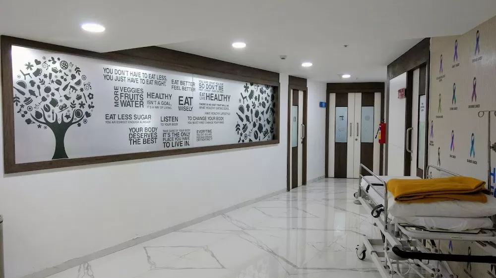HCG Cancer Hospital - (Borivali, Mumbai) - Photo 3