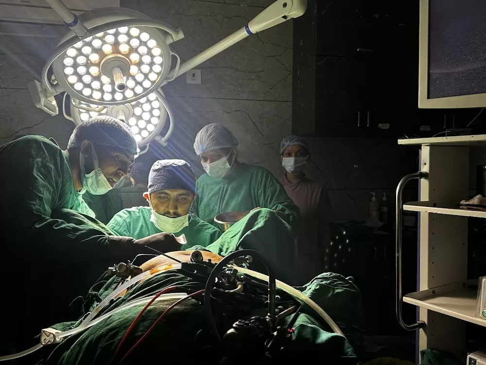 Dr. Jaydeep Hindocha- Obstetrician Gynecologist & Laparoscopic Surgeon(Orchid Womens and Childrens Hospital) - Photo 8