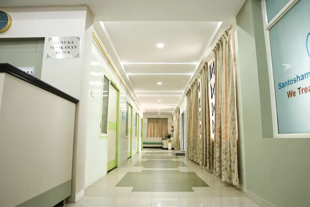 Santosham Chest Hospital - Photo 2