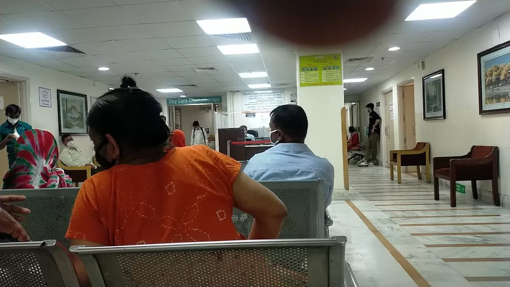 Apollo Hospital - Photo 4