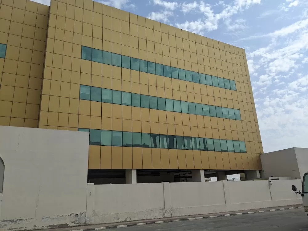 Al Ahlia hospital - Photo 2