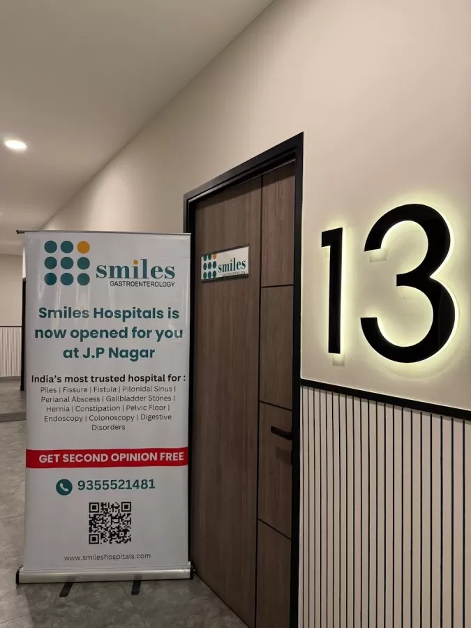 Smiles Hospitals - Laser Treatment For Piles , Fissure , Fistula , Perianal Abscess & Other Digestive Disorders - Photo 5