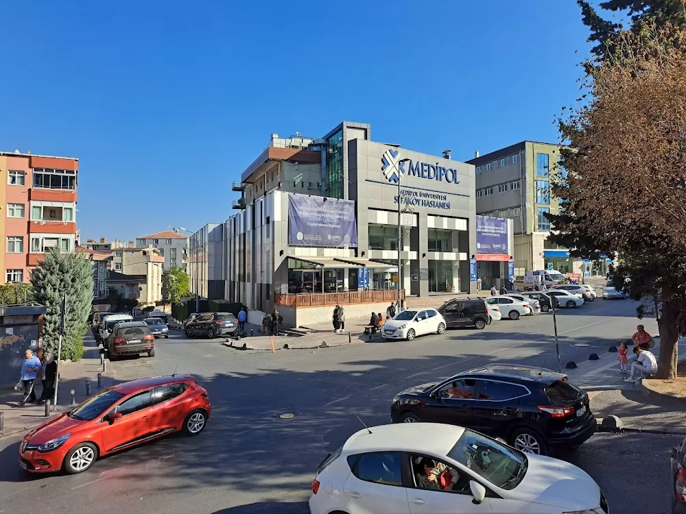 Medipol Üniversitesi Sefaköy Hastanesi - Photo 1
