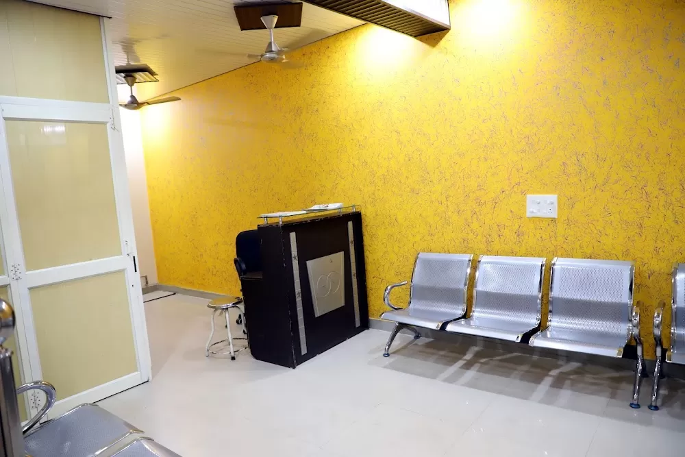 Santosh Hospital - Best Gynae Hospital in Zirakpur , Best Orthopedic Hospital in Zirakpur | Maternity Clinic - Photo 2
