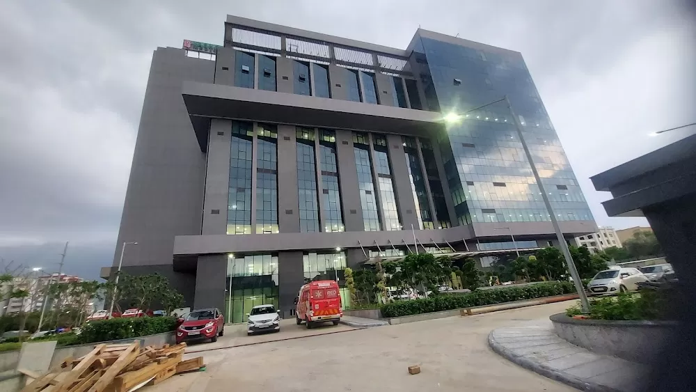 Yashoda Medicity - Photo 5