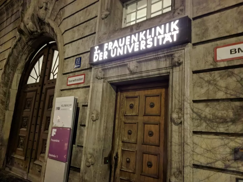 Frauenklinik in der Maistraße - Photo 1