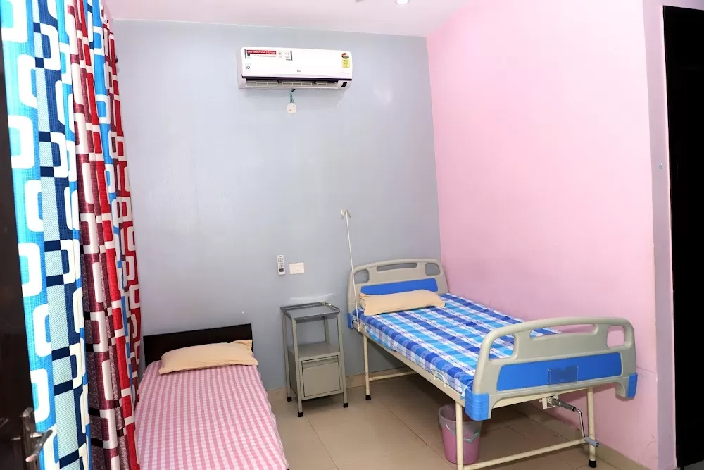 Santosh Hospital - Best Gynae Hospital in Zirakpur , Best Orthopedic Hospital in Zirakpur | Maternity Clinic - Photo 1