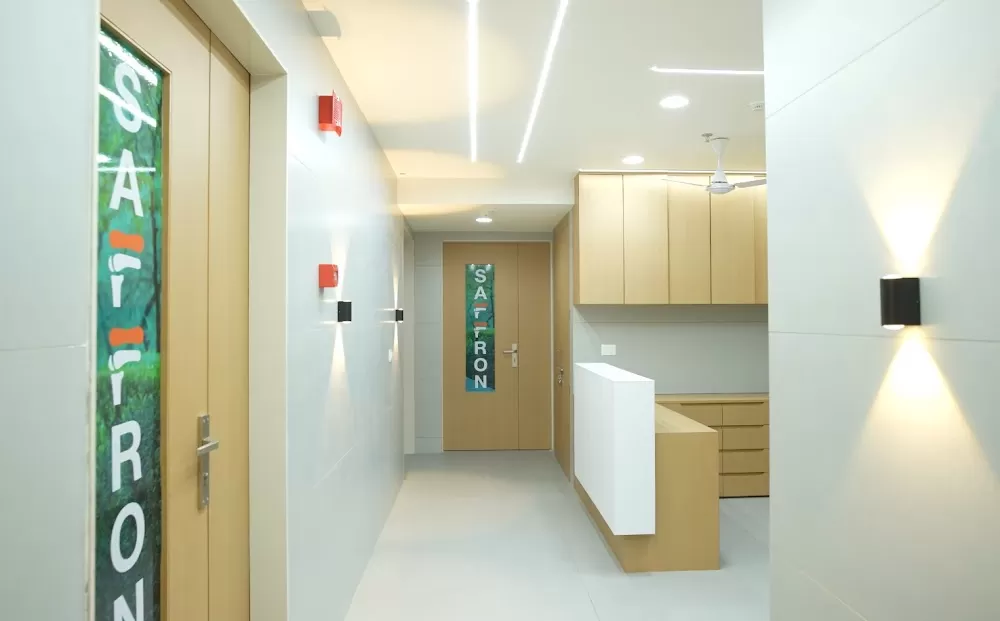 Saffron Orthopedic Hospital - Photo 6