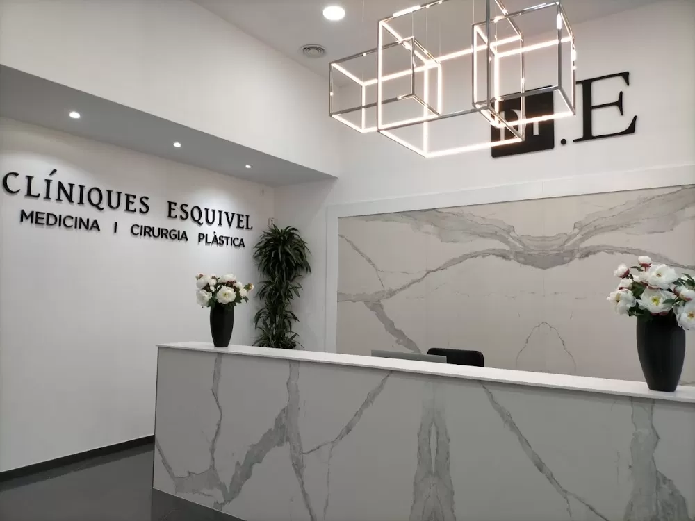 Clinica Esquivel Barcelona - Photo 3