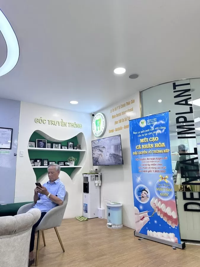 Dental Hospital Saigon - Photo 6