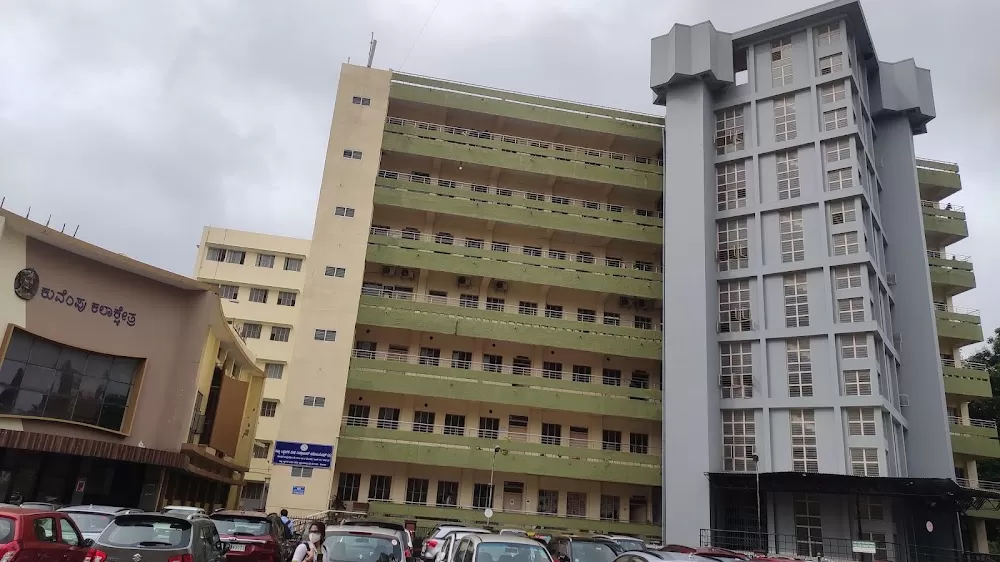 KIMS Hospital & Research Centre - Photo 8
