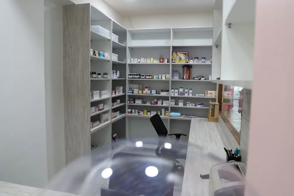 AATMAY CHILDREN HOSPITAL & HOMEOPATHIC CARE - CHILDREN HOSPITAL IN VADODARA - Photo 3