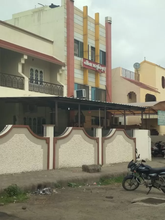 Neeta Maternity & Gynec Hospital - Photo 8