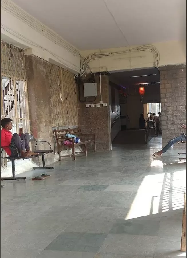 Balaram Building J J HOSPITAL - Photo 2
