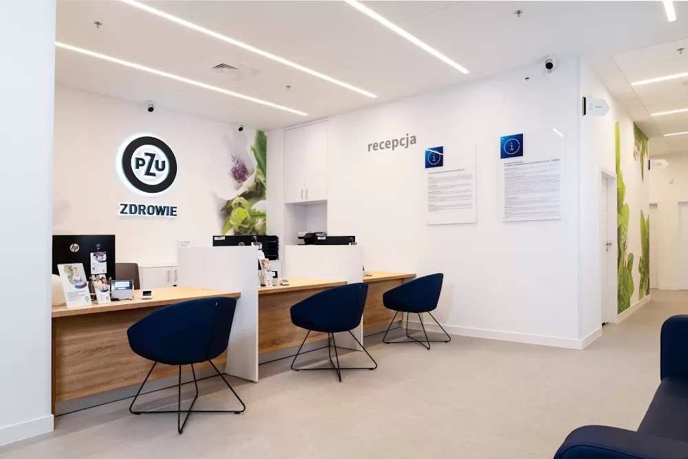 Centrum Medyczne PZU Zdrowie Warszawa Bonifraterska - Photo 1