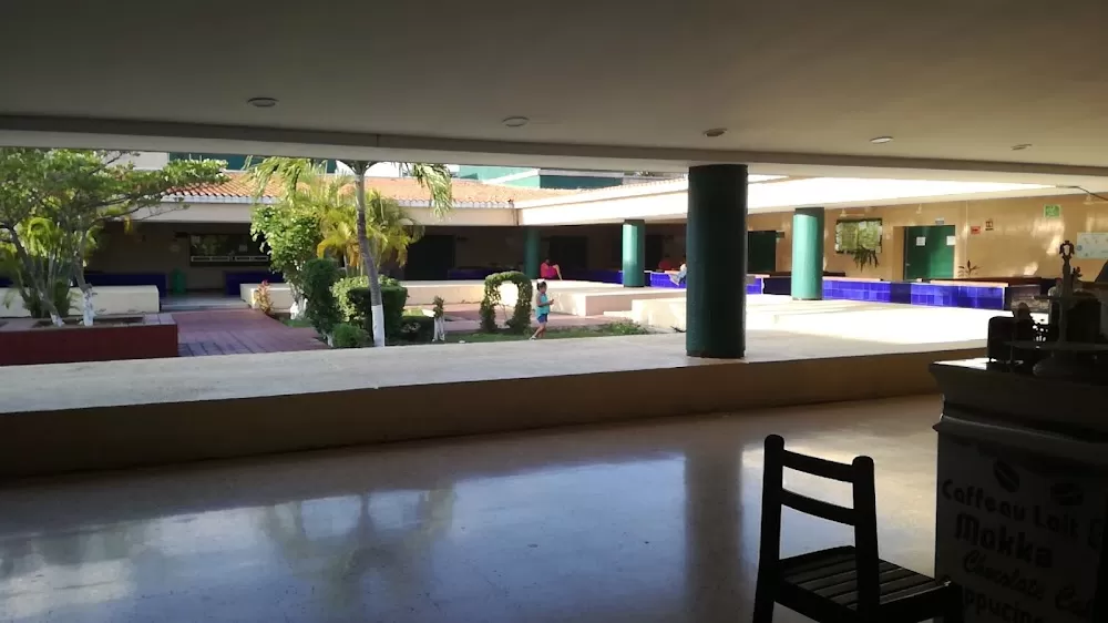 Hospital De Ginecopediatría - Photo 6