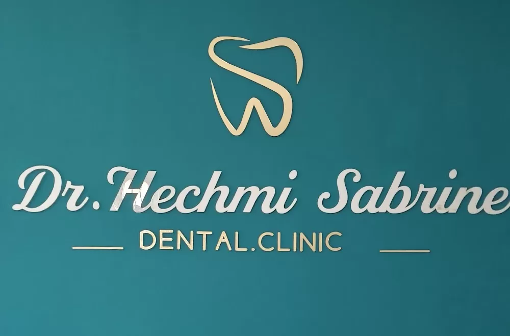 Doctor Dentist Dr Hechmi Sabrine - Photo 1