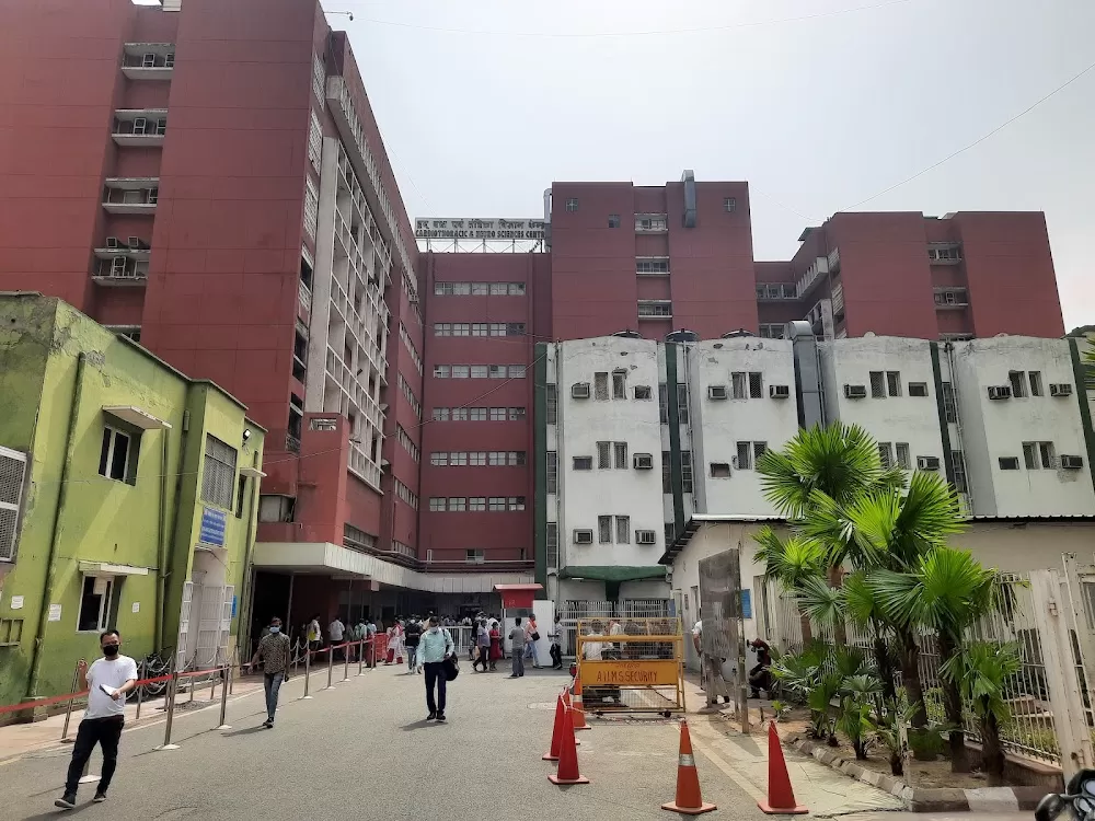Cardiothoracic and Neurosciences Centre AIIMS (C. N. Centre) - Photo 4