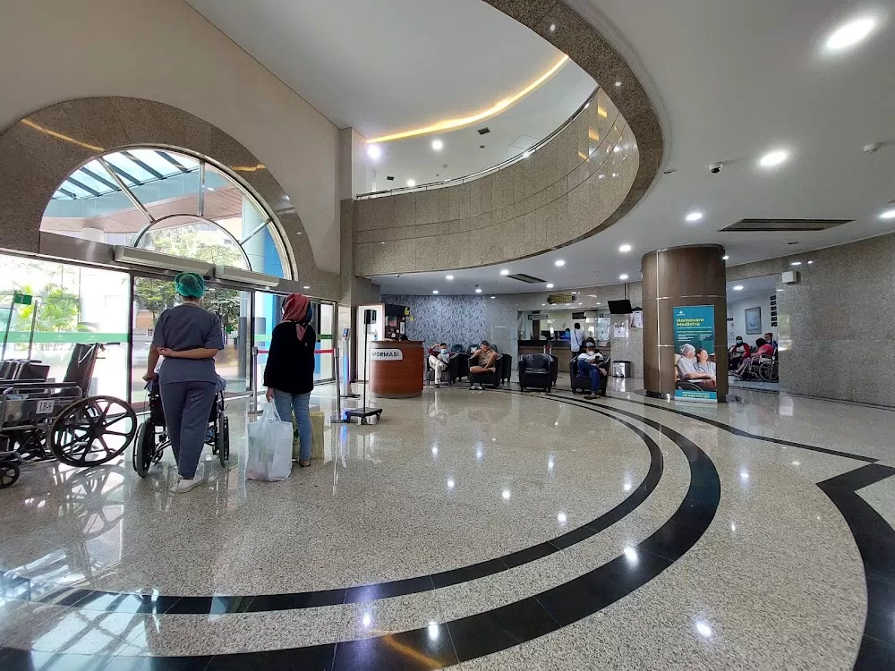 Medistra Hospital - Photo 6