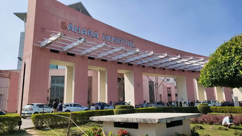 Max Super Speciality Hospital Lucknow - Photo 4