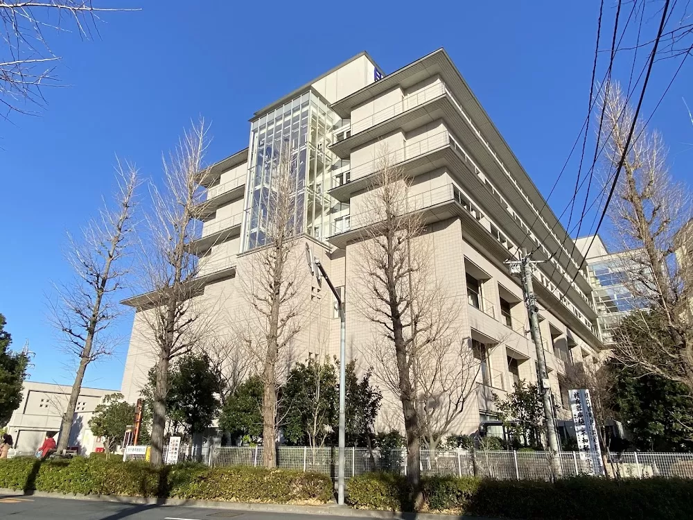 Hino Municipal Hospital - Photo 2