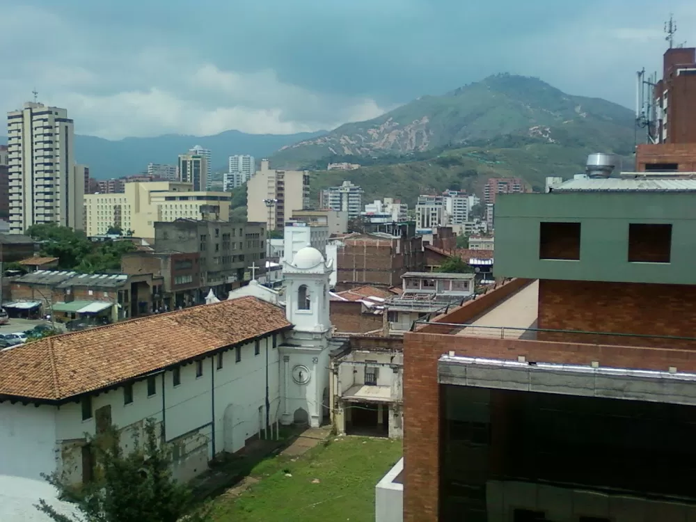 Clinica Comfenalco - Photo 7