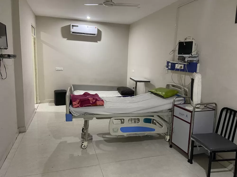 Kosmoss Bone & Joint Centre_Orthopedic Doctor - Photo 2