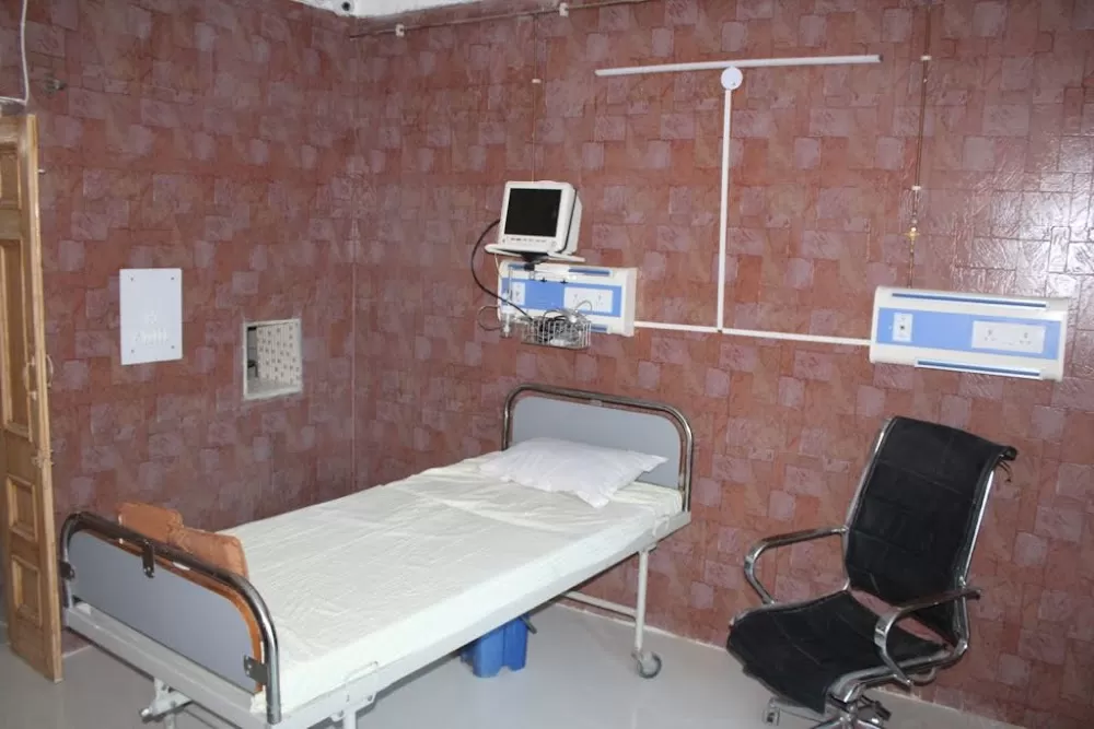 Madaan Medical Center-Orthopedic, Fracture, Knee, Back Pain | Maternity, Normal Delivery,Pregnancy,Gynaecologist, Infertility - Photo 7