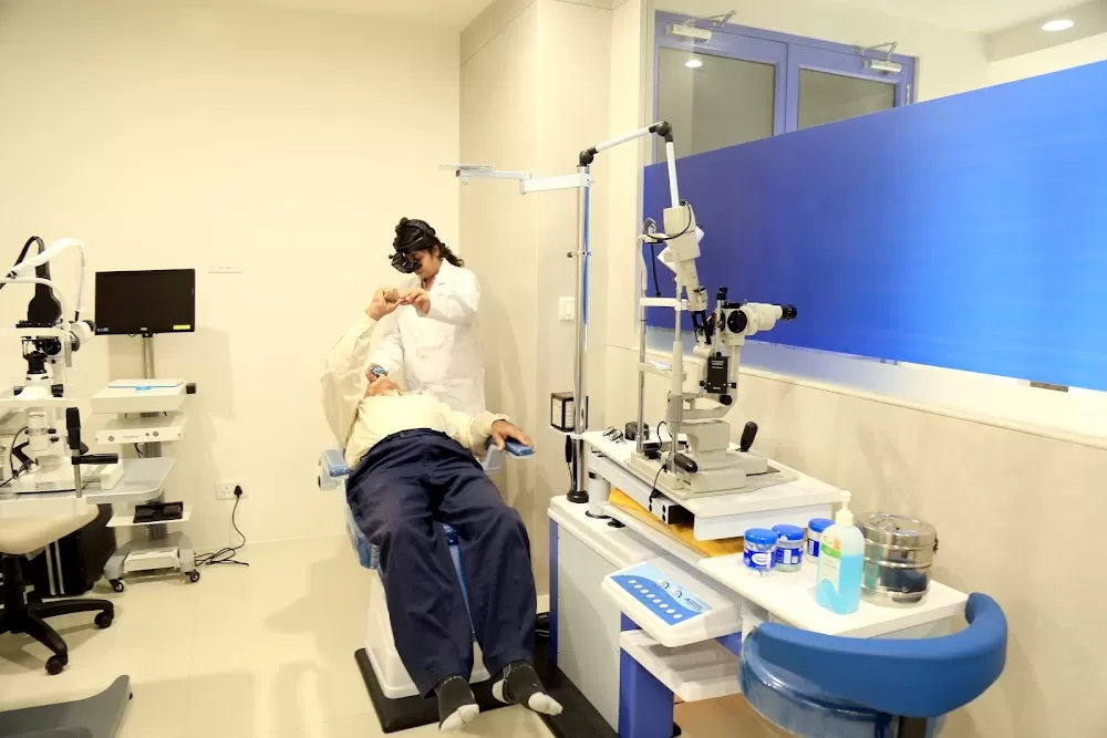 Acharya Retina Clinic - Photo 3