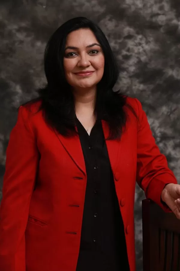 Dr Sajeela Maini - Photo 1