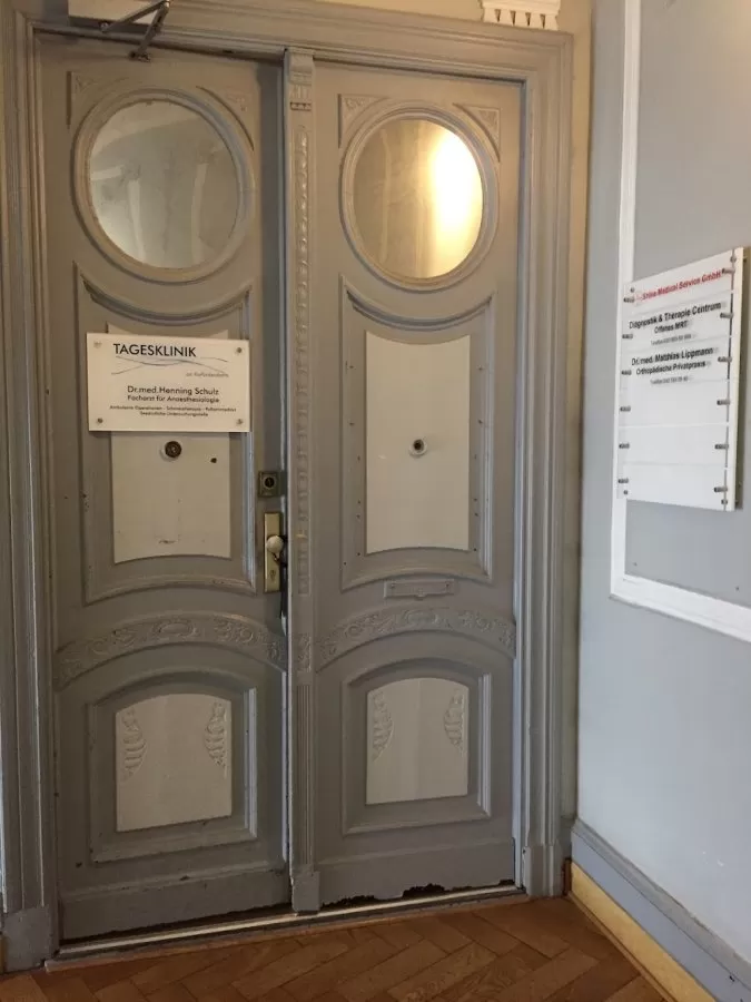 Tagesklinik am kudamm - Photo 3