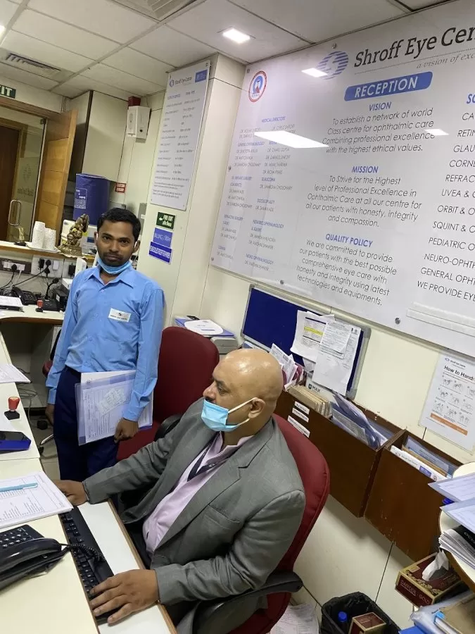 Shroff Eye Centre - Photo 8