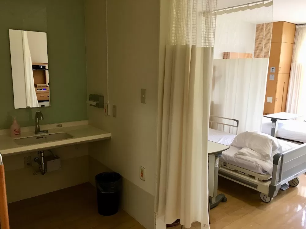 Tokyu Hospital - Photo 5