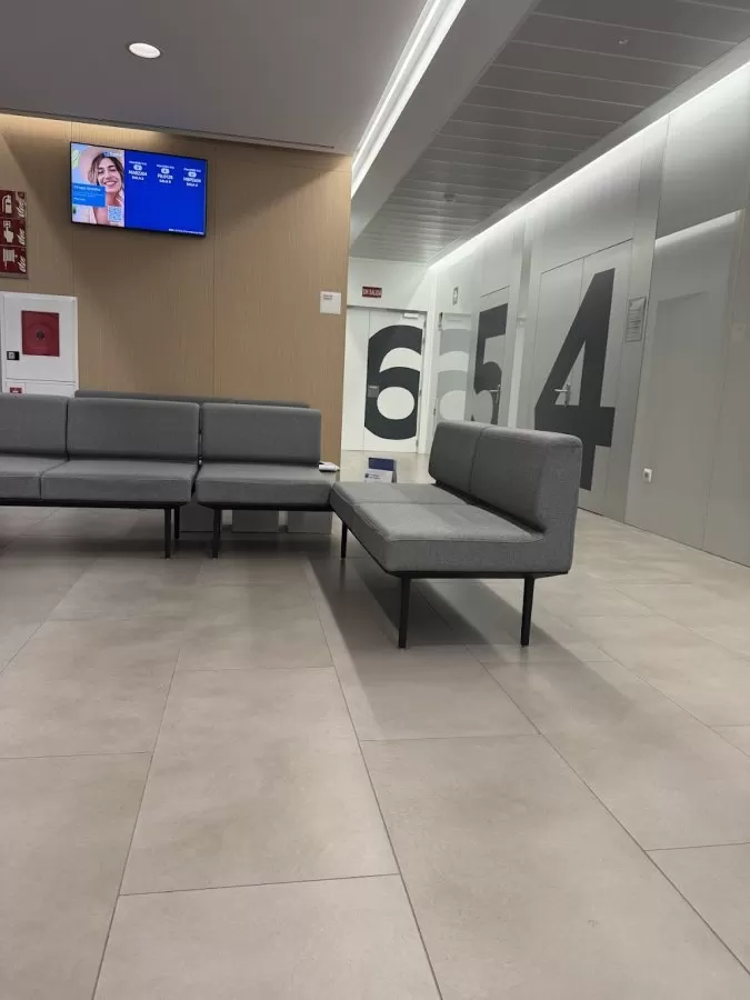 Centro Médico Sanitas Valencia - Photo 8