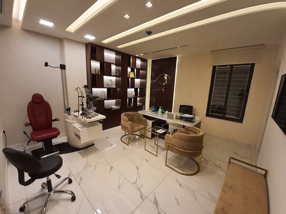 Jordan Eye Center - Photo 4