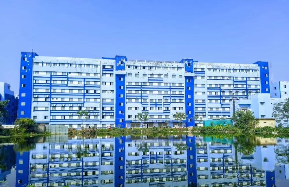 College of Medicine & Sagore Dutta Hospital - Photo 2