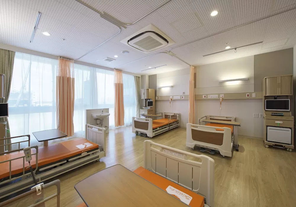 Asakusa Hospital - Photo 4