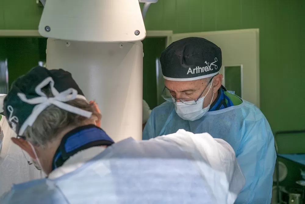 AV Medical Group – Traumatología Barcelona | Centro Médico Teknon - Photo 4