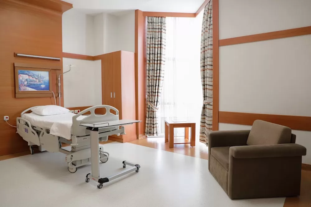 Sani Konukoğlu Private Hospital - Photo 3
