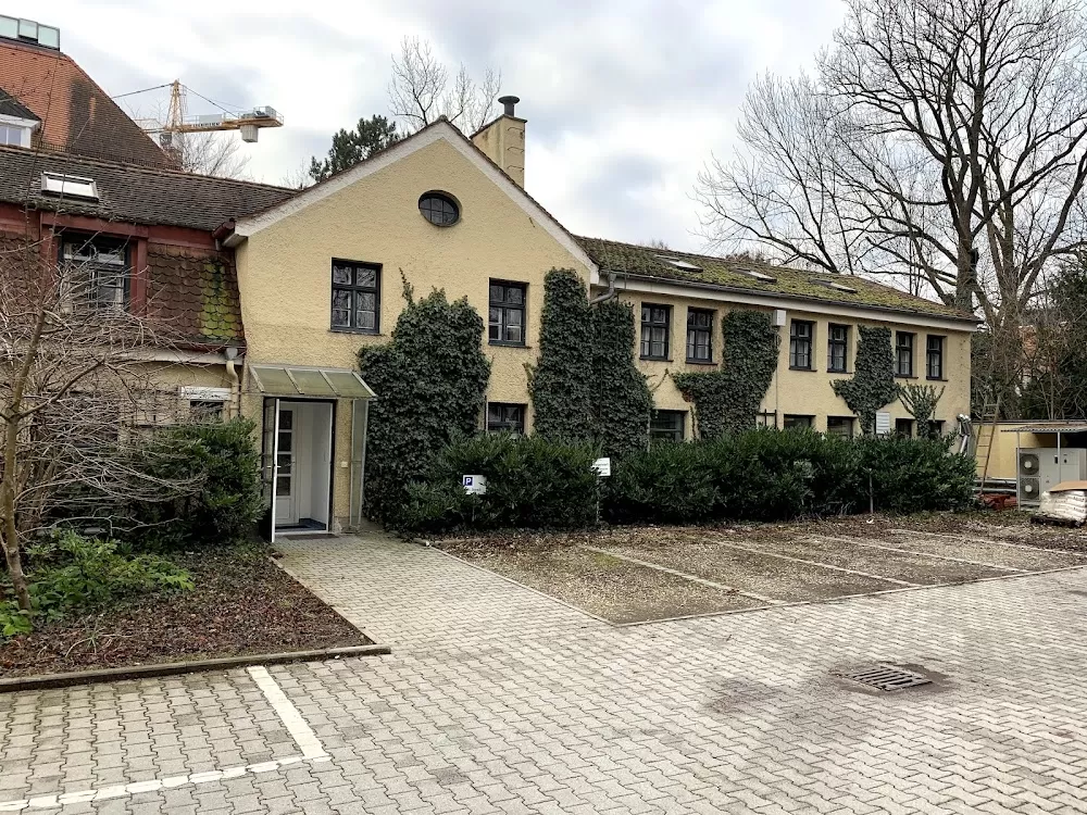 Klinik und Poliklinik für Dermatologie und Allergologie am Biederstein - Photo 2