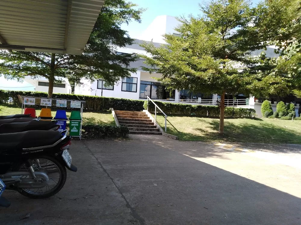 Chiang Dao Hospital - Photo 5