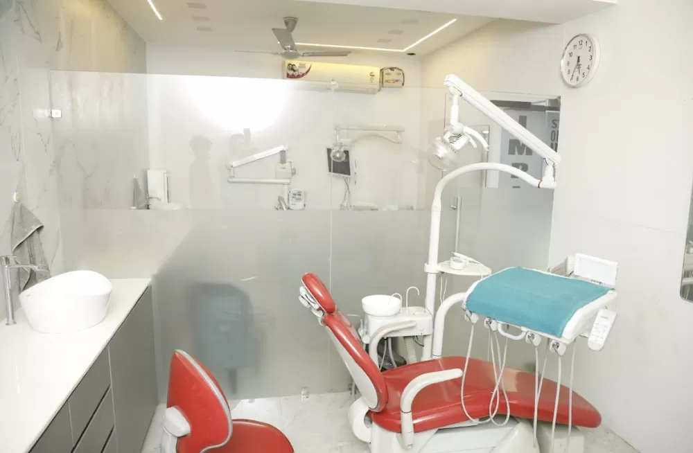 Usha Dental Clinic - Photo 4