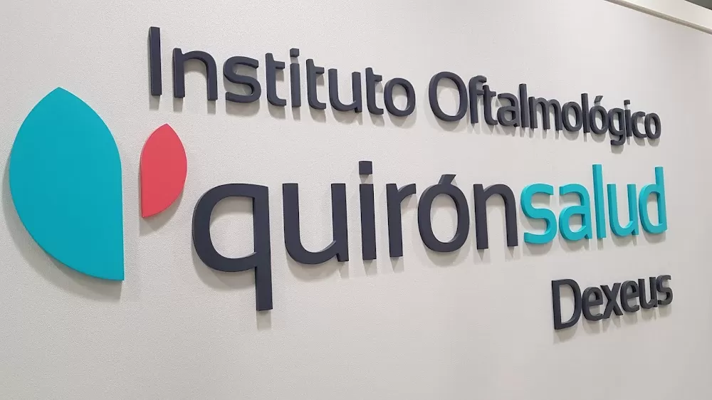 Institut Oftalmològic Quiron Salut. Dexeus - Photo 4