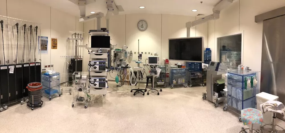 ห้องส่องกล้อง Surgical Endoscopy โรงพยาบาลจุฬาลงกรณ์ Chulalongkorn Hospital - Photo 8